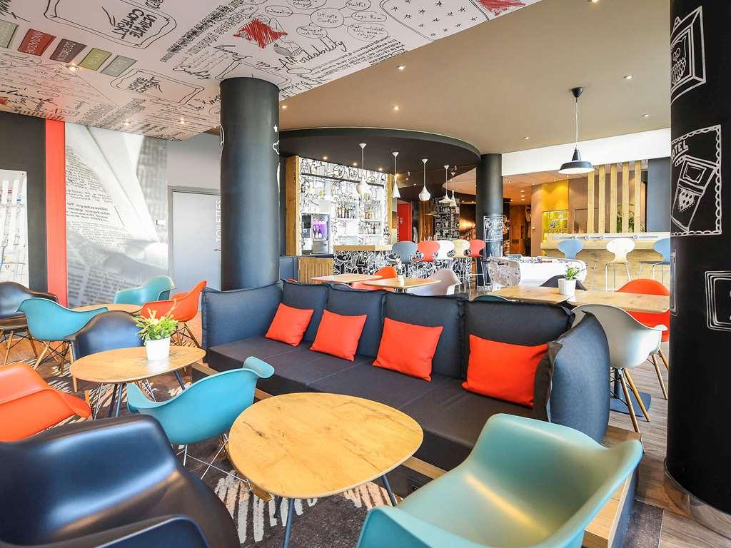 ไอบิส ดีฌง ซองทร์ เคลม็องโซ Hotel ดีจอง ร้านอาหาร รูปภาพ